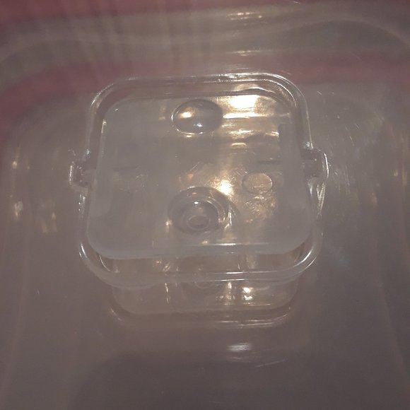 Nested Plastic Food Storage Bundle - 18 pieces - Picture 7 of 7